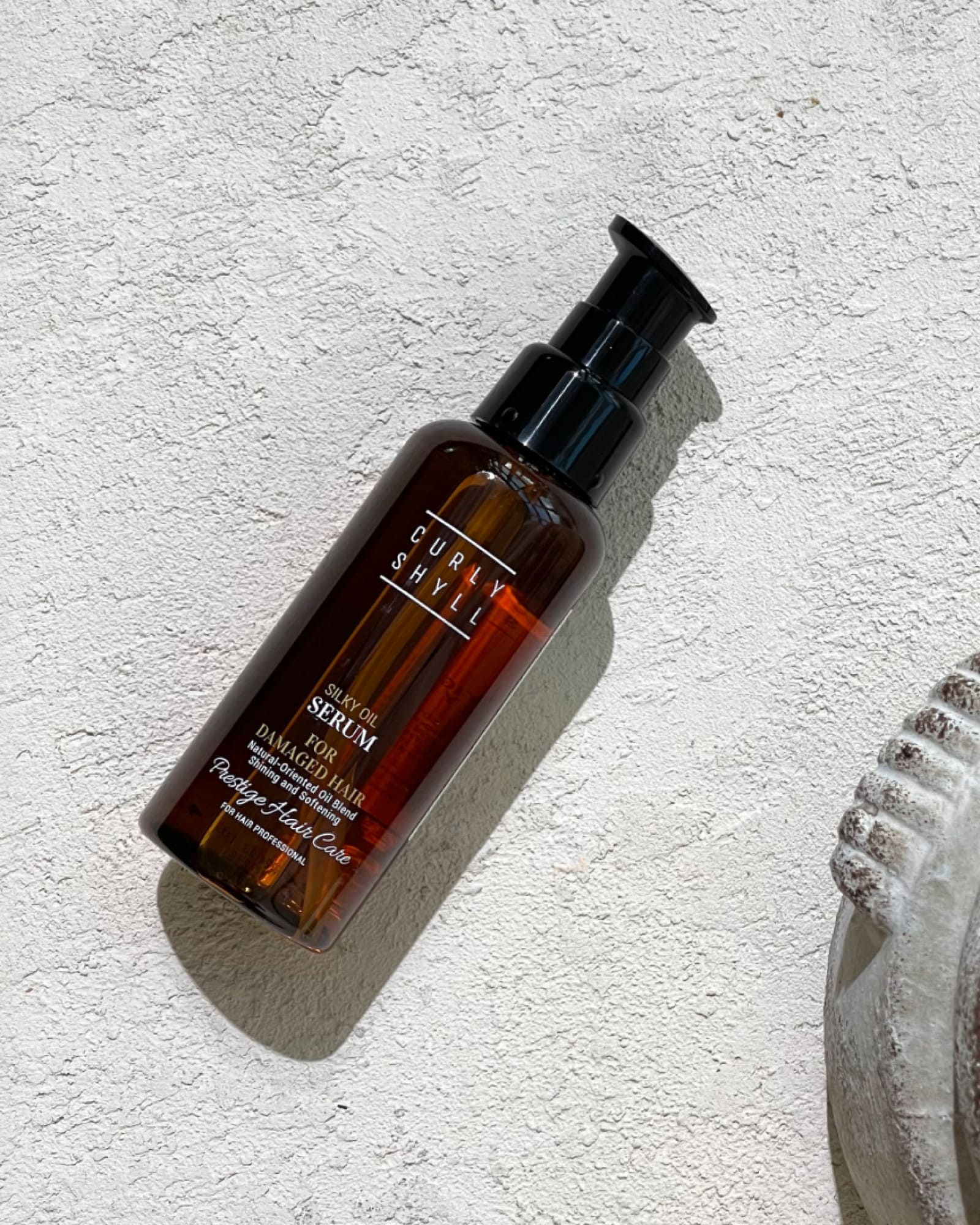 Як позбутись сухих кінчиків волосся? 