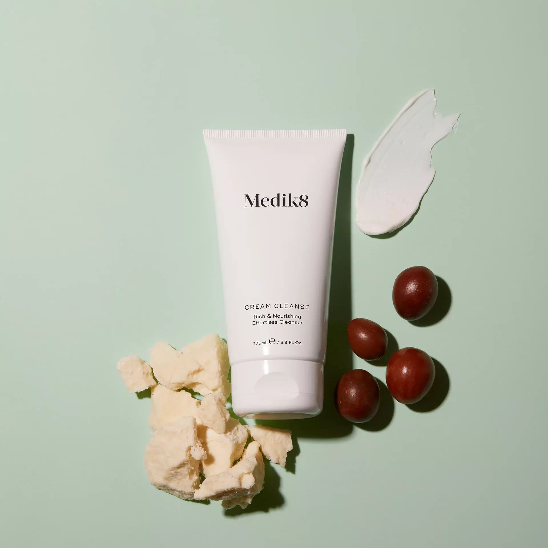 Як обрати засоби вмивання від Medik8 Cream cleanse 