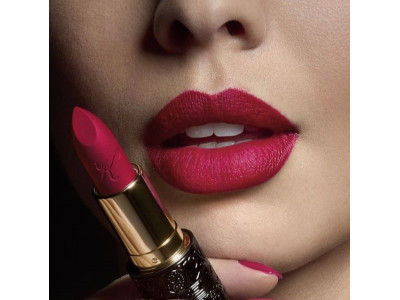 Як підібрати помаду: секрети відтінків та текстур