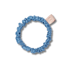 Тонка резинка для волосся блакитна - MON MOU Silk Slim Scrunchie Sky Blue