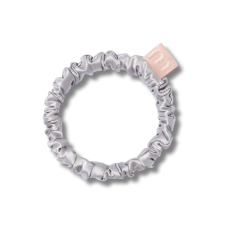 Тонка резинка для волосся перлинно-сіра - MON MOU Silk Slim Scrunchie Pearl Gray Тонка резинка для волосся перлинно-сіра - MON MOU Silk Slim Scrunchie Pearl Gray