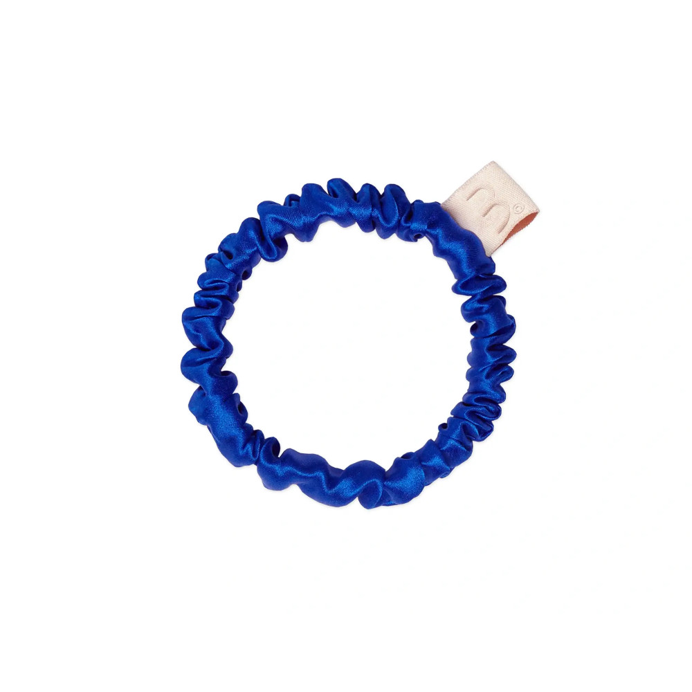 Тонкая резинка для волос тёмно-синяя - MON MOU Silk Slim Scrunchie Dark Blue