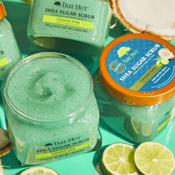 Новий бренд Tree Hut? Які засоби представлені? Tree Hut Cotton Candy Sugar Scrub