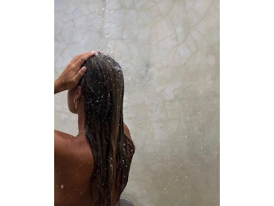 Як зберегти свіжість волосся?