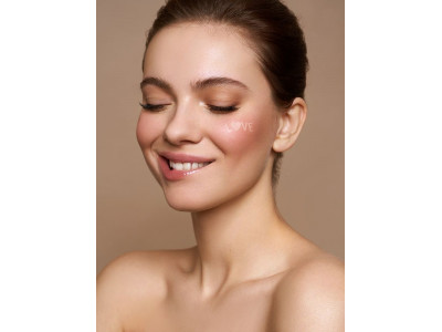 Що потрібно твоїй шкірі навесні? Як повернути здорове сяйво після холодів?