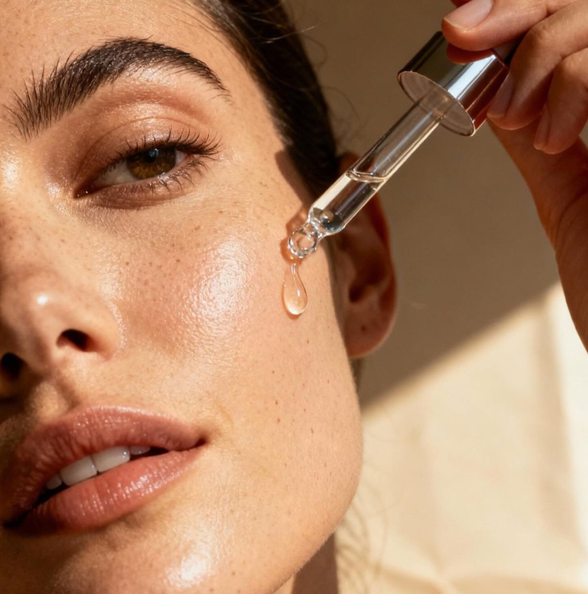 Алантоїн для шкіри: дія, властивості та ефект